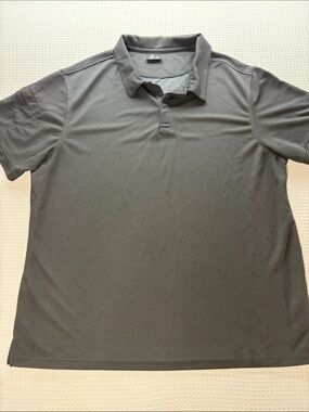 Men's Gray Short-Sleeve Polo - Performance Comfort